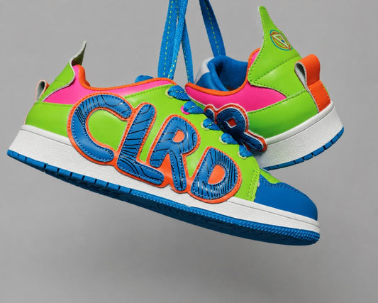 World Tour Sneaker