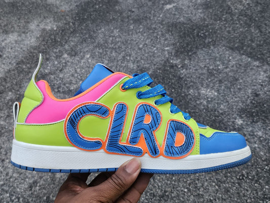 World Tour Sneaker